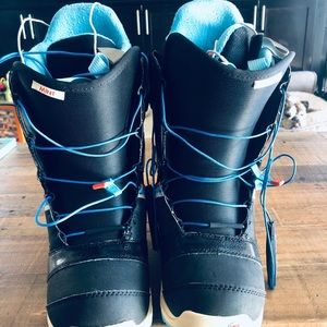 Burton Shoes - Women’s snowboarding boots Burton Shoes - Women’s snowboarding boots